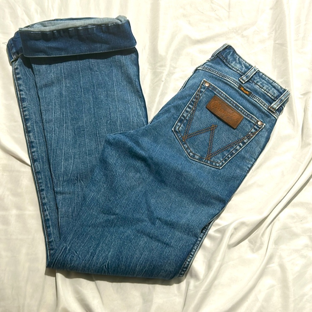 Women’s Wrangler jeans! Size 27x36